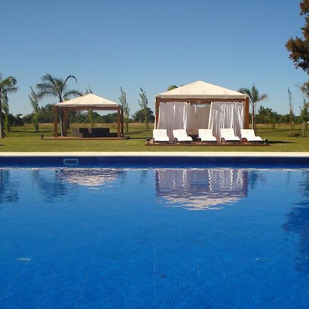 Howard Johnson Plaza Resort Luján Exteriér fotografie
