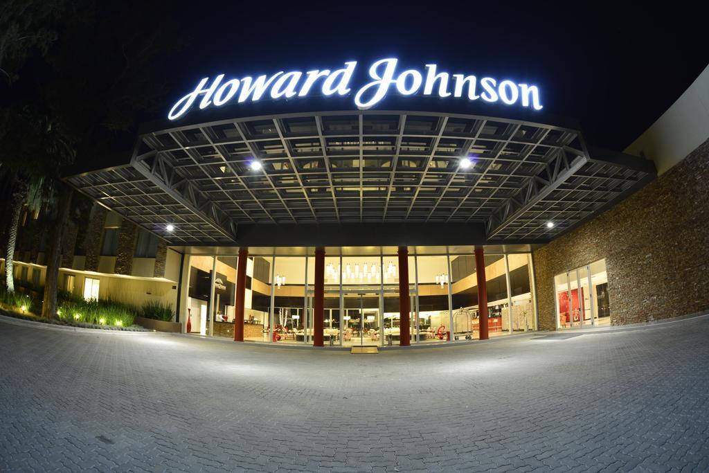 Howard Johnson Plaza Resort Luján Exteriér fotografie